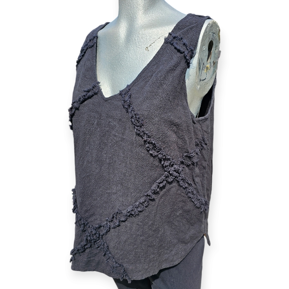 Anthropologie Textured Fringe Detail V-Neck Tank Top in Charcoal